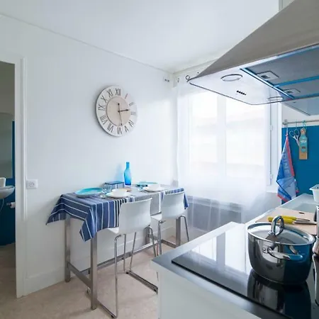 アパート Le Bleu De La Gare ヴュー・ブコー・レ・バン